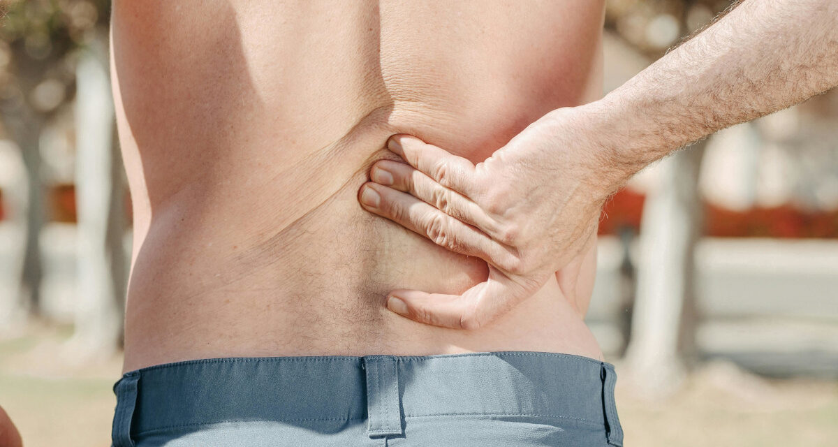 Innovatieve kijkoperatie voor nekhernia: minder pijn, sneller herstel – Martini Ziekenhuis voorop in Nederland